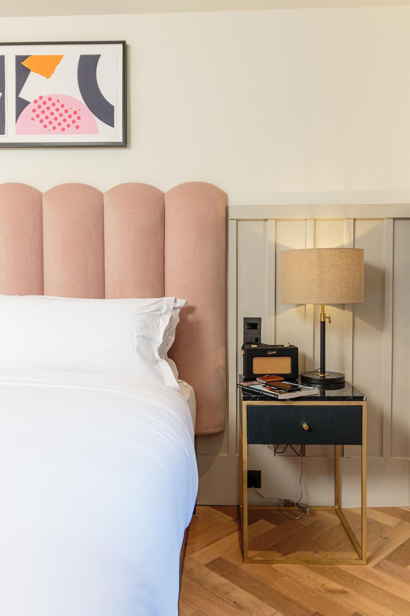 เดอะ แคลเรนซ์ Hotel ดับลิน ภายนอก รูปภาพ