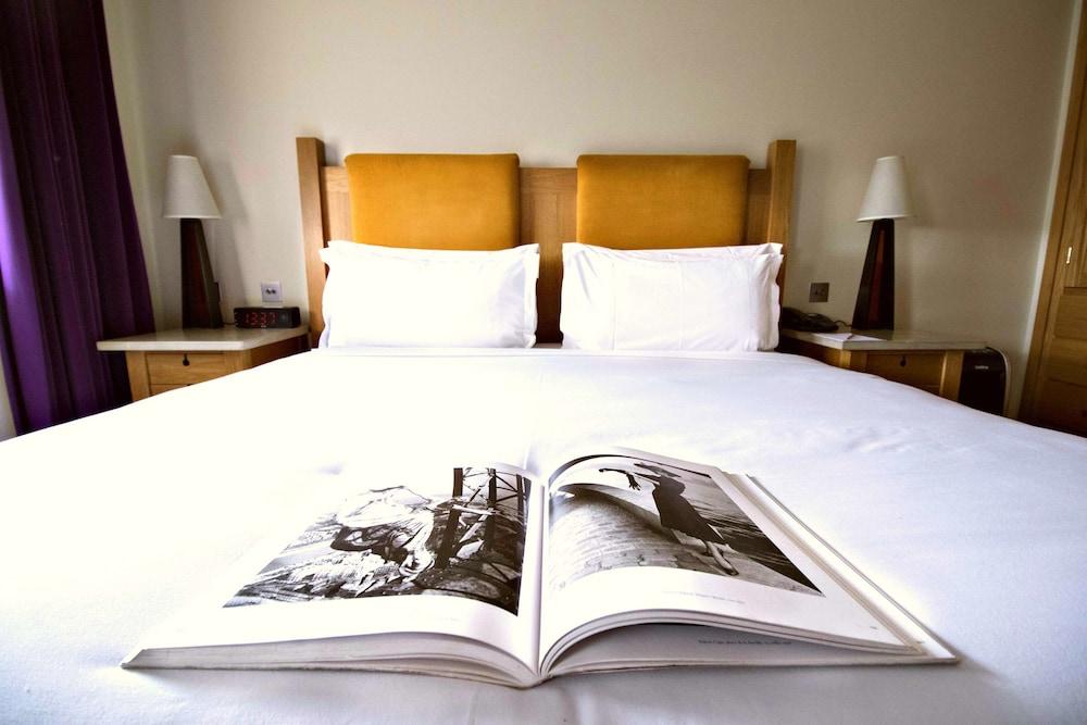 เดอะ แคลเรนซ์ Hotel ดับลิน ภายนอก รูปภาพ