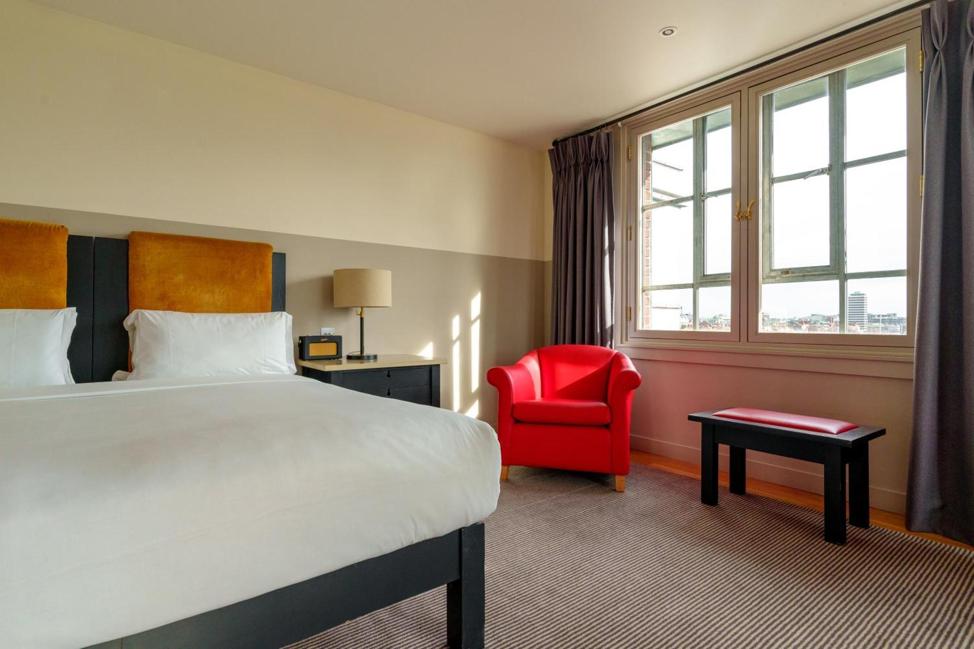 เดอะ แคลเรนซ์ Hotel ดับลิน ภายนอก รูปภาพ